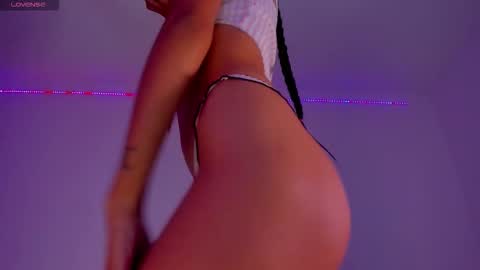 Snapshot of b_abysofy chatting on 03-14-26, 10:15 Sofia you baby online show from 03-14-26, 10:15