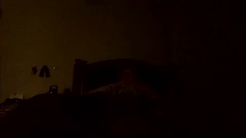 Snapshot of b_johnson530 chatting on 10-18-25, 09:32 b_johnson530 online show from 10-18-25, 09:32