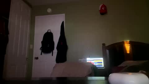 Snapshot of b_johnson530 chatting on 11-16-25, 04:12 b_johnson530 online show from 11-16-25, 04:12