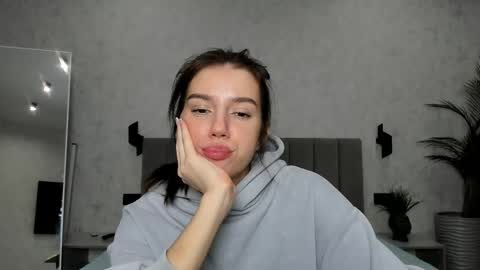 Monica online show from 12-02-25, 01:55