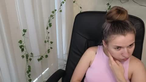 Anya online show from 06-24-26, 04:11