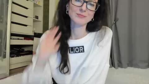 babby_jewel online show from 10-15-25, 10:15