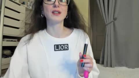 babby_jewel online show from 11-20-25, 11:10