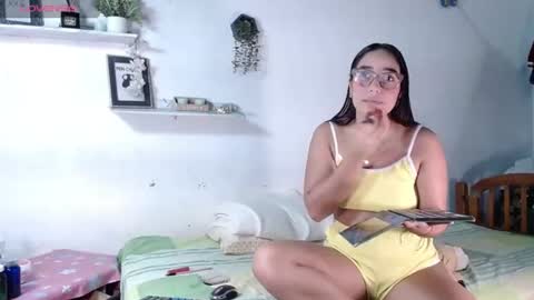 Snapshot of babby_swet chatting on 07-19-26, 01:15 babby_swet online show from 07-19-26, 01:15