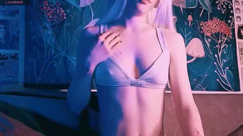 babe_moister online show from 09-23-25, 08:28