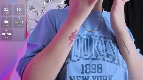 Queen B online show from 03-20-26, 05:29