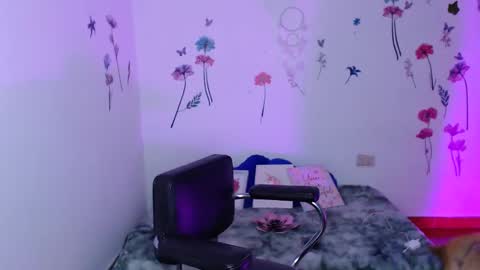 Snapshot of babenik_777 chatting on 01-08-26, 03:53 babenik_777 online show from 01-08-26, 03:53