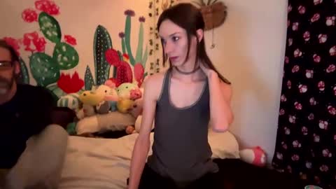 Fern Browning online show from 02-04-25, 01:45