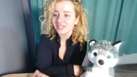 Snapshot of baby_doll91 chatting on 01-16-25, 09:40 Babby Doll online show from 01-16-25, 09:40