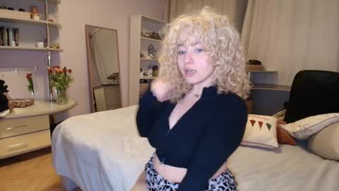 Snapshot of baby_doll91 chatting on 03-24-26, 05:40 Babby Doll online show from 03-24-26, 05:40