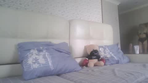 baby_doll_09 online show from 09-19-25, 09:22