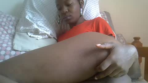 Snapshot of baby_facii chatting on 01-25-25, 08:21 baby_facii online show from 01-25-25, 08:21