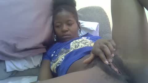 Snapshot of baby_facii chatting on 02-10-25, 11:04 baby_facii online show from 02-10-25, 11:04