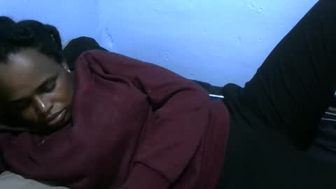 baby_fayyan online show from 12-13-25, 07:53