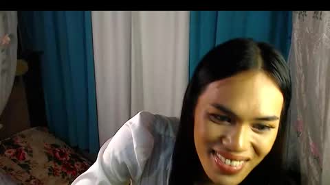 Snapshot of baby_fu chatting on 11-14-25, 05:33 Nathalia online show from 11-14-25, 05:33