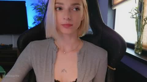 baby gopn1k online show from 06-12-26, 05:06