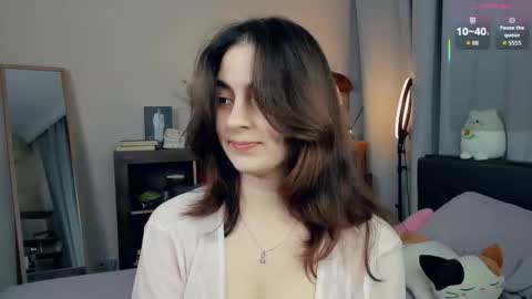 Emily online show from 09-10-25, 07:08