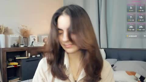 Emily online show from 10-11-25, 10:47