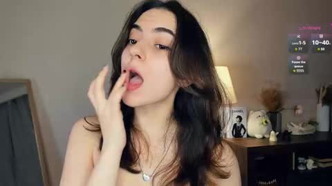 Emily online show from 11-06-25, 07:20