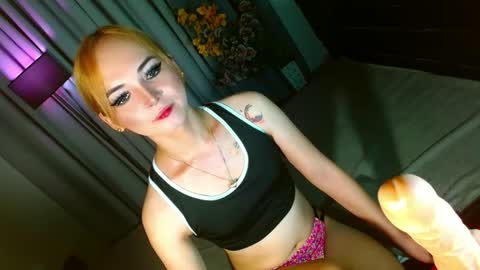Snapshot of baby_kira1988 chatting on 12-29-24, 12:55 Your Baby Kira online show from 12-29-24, 12:55