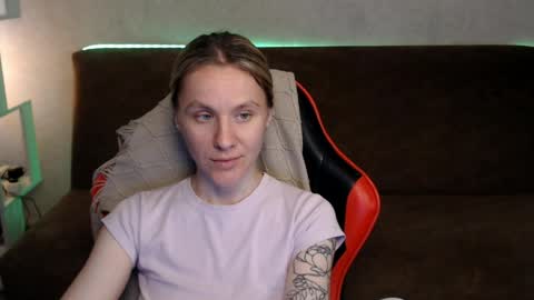 baby_kitte online show from 05-11-26, 02:45