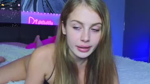 Snapshot of baby_leen chatting on 12-03-24, 03:22 Sharleen online show from 12-03-24, 03:22