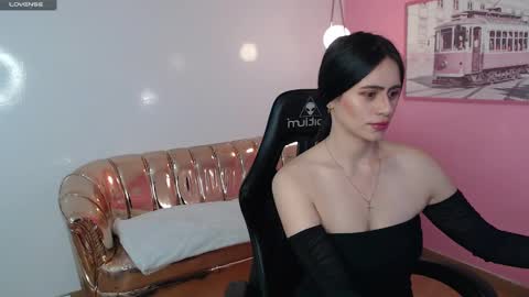 Bella online show from 09-14-25, 12:37
