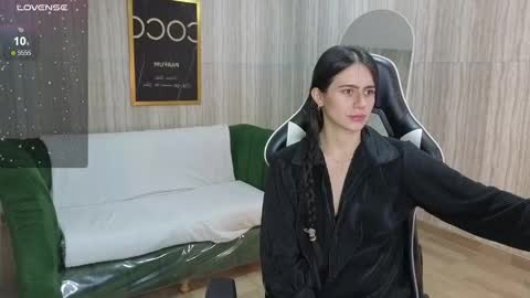 Bella online show from 09-20-25, 07:37