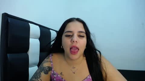 Snapshot of baby_madyy chatting on 06-10-26, 04:01 Madyy online show from 06-10-26, 04:01