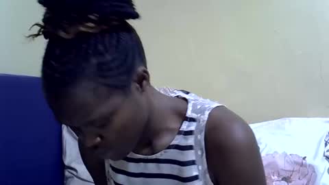 Snapshot of baby_may5 chatting on 06-08-26, 03:51 baby_may5 online show from 06-08-26, 03:51