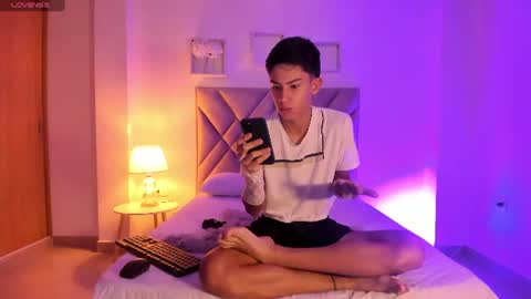 baby_noaht online show from 06-09-26, 02:17