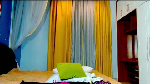 Baby Petite online show from 09-12-25, 01:28