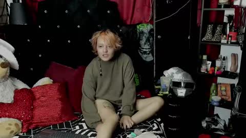 Snapshot of baby_punkk chatting on 12-19-24, 02:34 baby_punkk online show from 12-19-24, 02:34