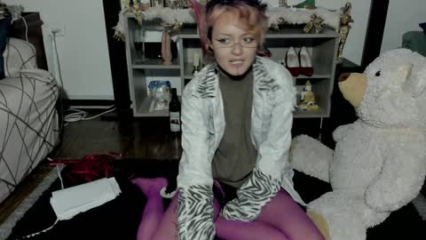 Snapshot of baby_punkk chatting on 12-27-24, 12:50 baby_punkk online show from 12-27-24, 12:50