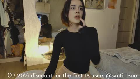 Snapshot of baby_sunshine_ chatting on 02-16-26, 02:07 santi online show from 02-16-26, 02:07