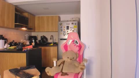 sophia online show from 02-06-26, 07:02