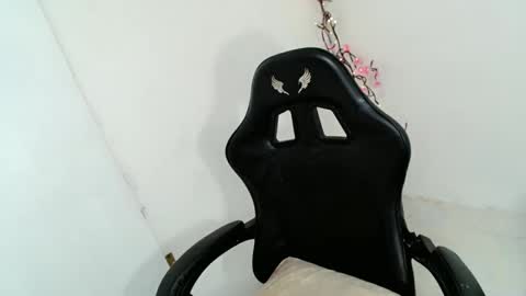 baby_zoexx online show from 04-22-26, 08:21