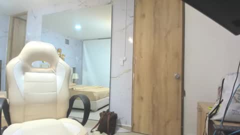 ANGEL online show from 09-29-25, 10:31