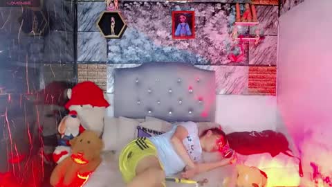 babycharol01 online show from 06-19-26, 06:18