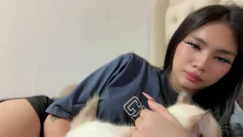 Clara online show from 01-13-26, 06:08