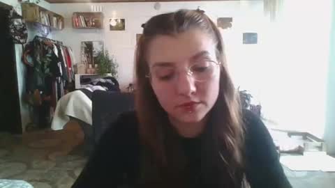 babydemon6 online show from 10-28-25, 01:47