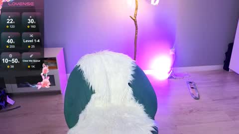 Snapshot of babydi_ chatting on 02-28-25, 03:04 hiii honey im Diana 3 online show from 02-28-25, 03:04