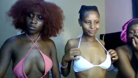 Snapshot of babydoll_230 chatting on 03-30-26, 04:19 Babydoll 230 online show from 03-30-26, 04:19