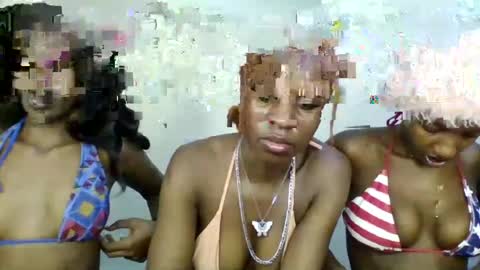 Snapshot of babydoll_230 chatting on 06-26-26, 06:40 Babydoll 230 online show from 06-26-26, 06:40