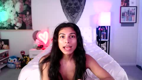 Snapshot of babyempathy chatting on 11-26-25, 07:53 akira online show from 11-26-25, 07:53