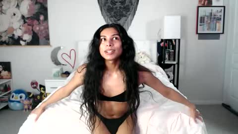 Snapshot of babyempathy chatting on 01-09-26, 09:49 akira online show from 01-09-26, 09:49