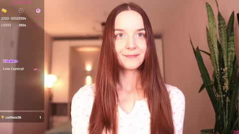 Snapshot of babyfawnn chatting on 04-10-26, 09:52 Kira online show from 04-10-26, 09:52