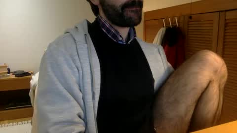 Tom A.    online show from 01-05-25, 05:20
