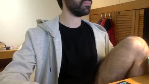 Tom A.    online show from 01-06-25, 12:46