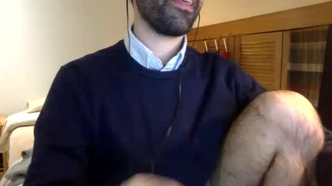 Tom A.    online show from 02-05-25, 06:37